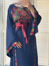 Elegant Navy Ward Thob With Manajil Details and Satin Belt