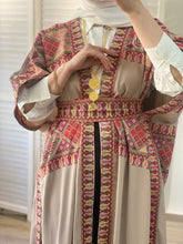 Elegant Beige Bisht