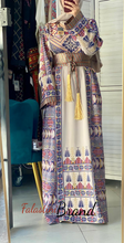 Unique Palestinian Embroidered Thob Dress with Kashmir Belt