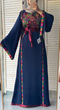 Elegant Navy Ward Thob With Manajil Details and Satin Belt