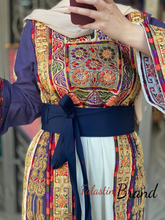 Malak Navy and Off white Thobe with Unique Qasab Embroidery and Original Etamine Fabric