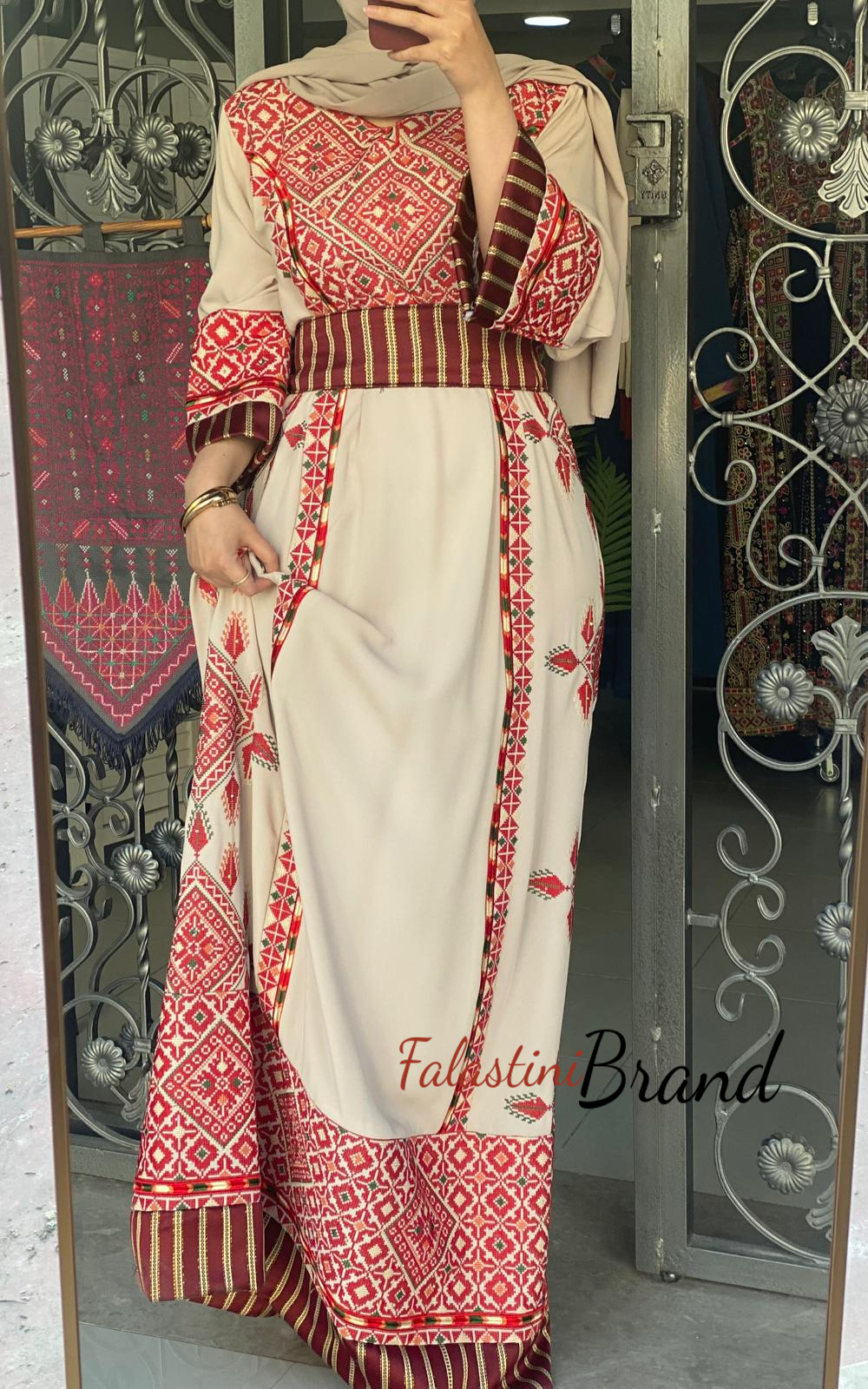 Beige and Red Diamond Embroidered Thobe with Kashmir Details