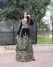 Manajil Palestinian Embroidered Floral Thobe Dress Palestinian Embroidery